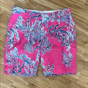 Lilly Pulitzer Bermuda Shorts size 0 chipper short